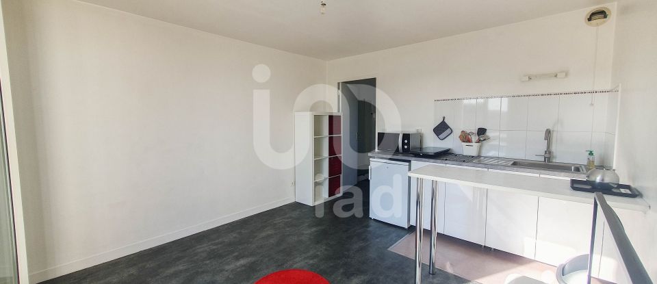 Appartement 2 pièces de 33 m² à Tours (37200)