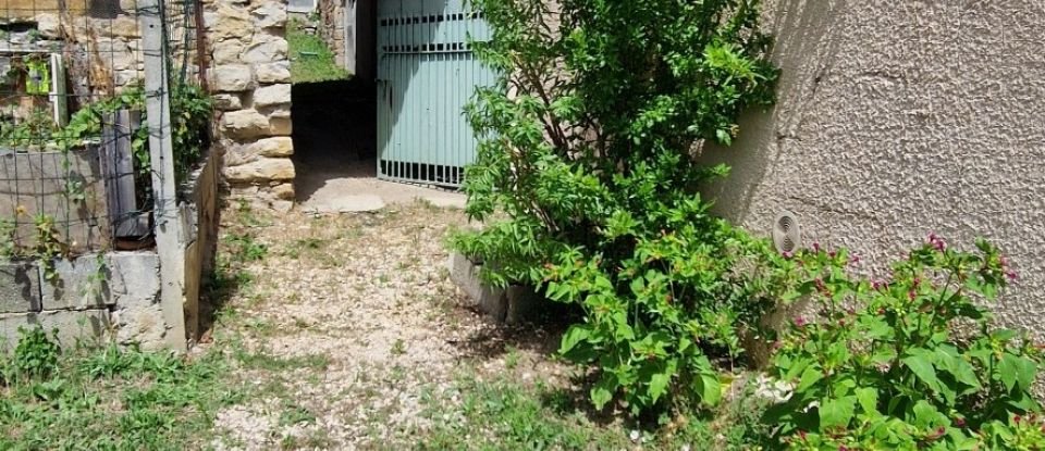 Maison de village 5 pièces de 91 m² à Saint-Julien-les-Rosiers (30340)