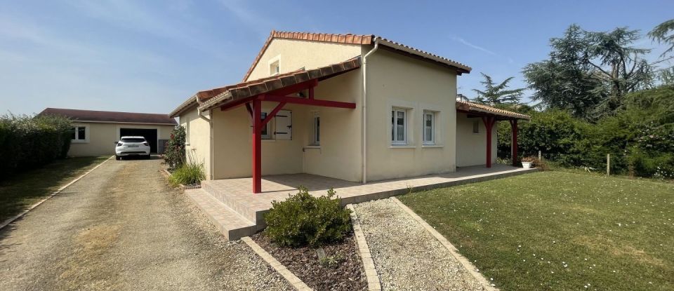 Maison 6 pièces de 117 m² à Vouillé (86190)