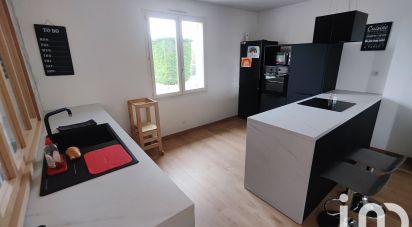 Maison 4 pièces de 108 m² à - (79100)