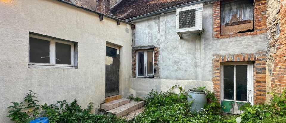 Maison de village 3 pièces de 69 m² à Vaudeurs (89320)