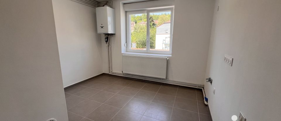 Apartment 3 rooms of 69 m² in Villerupt (54190)