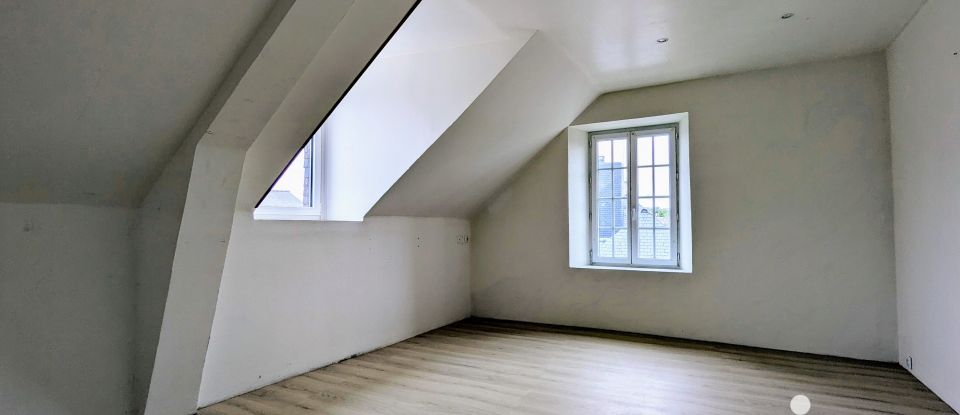 House 6 rooms of 151 m² in Loudéac (22600)