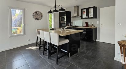 House 4 rooms of 81 m² in Parentis-en-Born (40160)