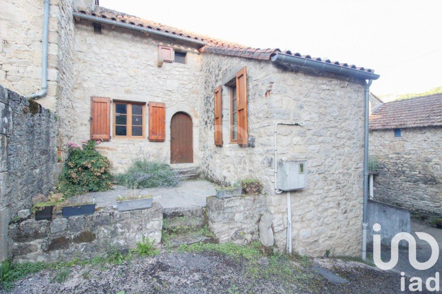 Village house 2 rooms of 60 m² in Fondamente (12540)