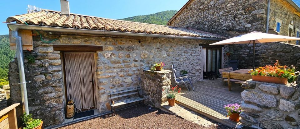 Country house 4 rooms of 106 m² in Valgorge (07110)