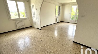 Maison 7 pièces de 143 m² à Orsan (30200)