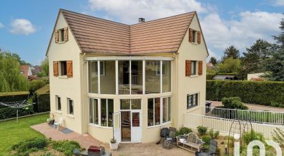 House 5 rooms of 168 m² in Saint-Soupplets (77165)