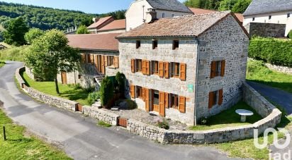 Mansion 9 rooms of 130 m² in Paulhac-en-Margeride (48140)