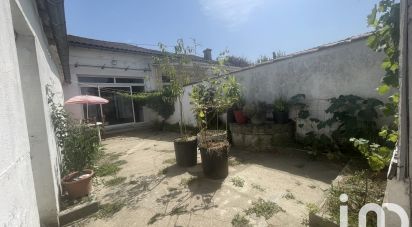 House 3 rooms of 77 m² in Cognac (16100)