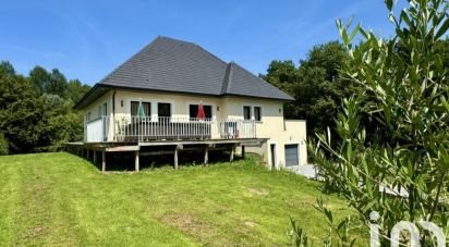 Traditional house 5 rooms of 160 m² in Pont-l'Évêque (14130)