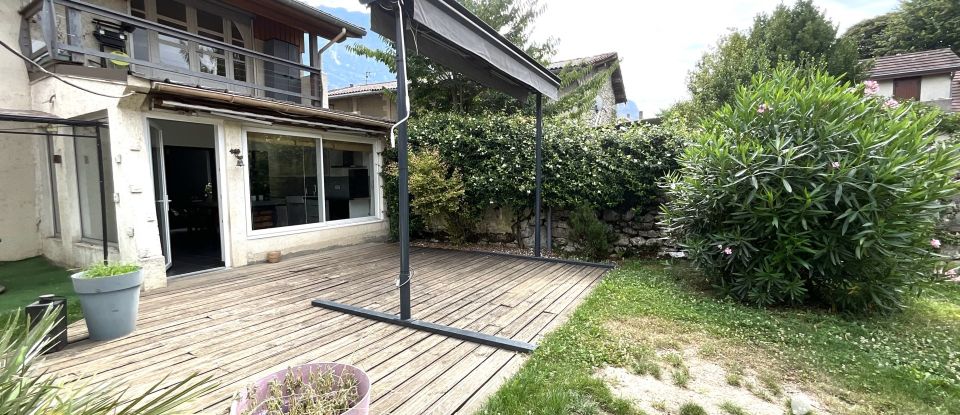 Maison de village 6 pièces de 117 m² à Saint-Égrève (38120)