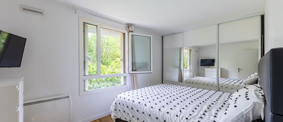 Appartement 4 pièces de 82 m² à Asnières-sur-Seine (92600)