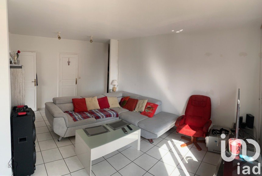 Appartement 4 pièces de 72 m² à Saint-Cyr-sur-Loire (37540)