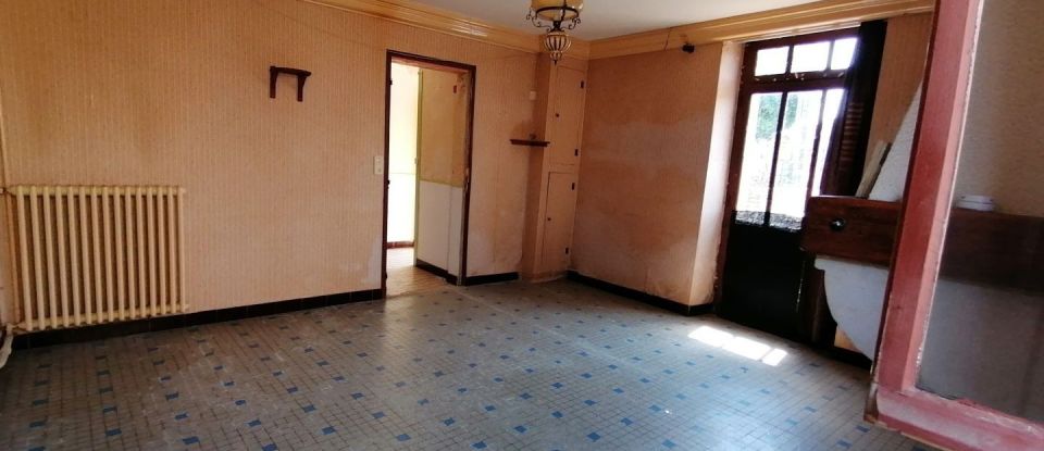 House 4 rooms of 94 m² in DOUÉ EN ANJOU (49700)