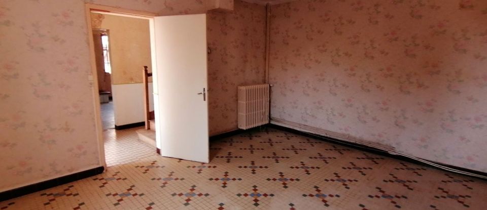 House 4 rooms of 94 m² in DOUÉ EN ANJOU (49700)