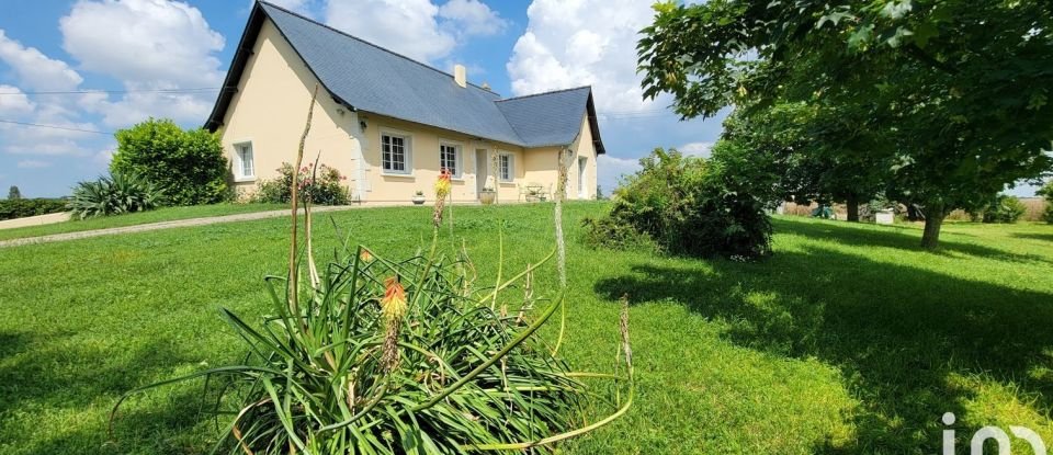 House 6 rooms of 110 m² in DOUÉ EN ANJOU (49700)