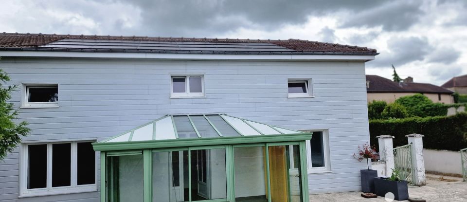 Maison de campagne 7 pièces de 195 m² à Lévigny (10200)