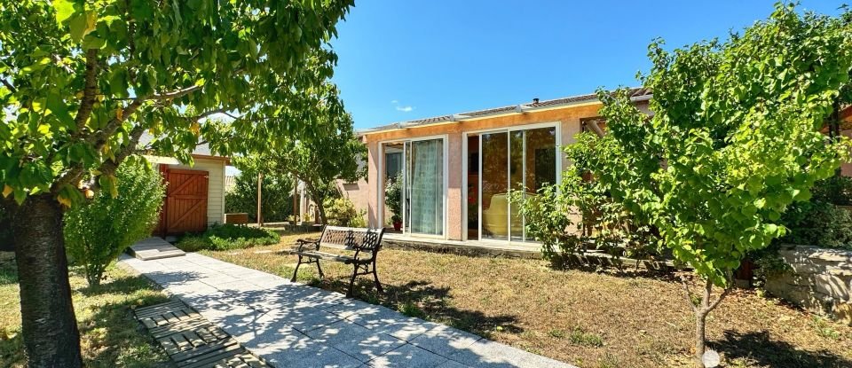 Maison traditionnelle 6 pièces de 182 m² à Conques-sur-Orbiel (11600)