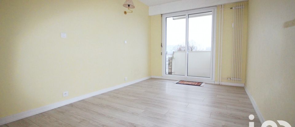 Appartement 5 pièces de 115 m² à Reims (51100)