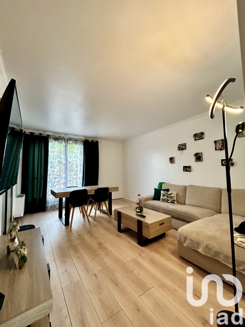 Apartment 4 rooms of 68 m² in Taverny (95150)