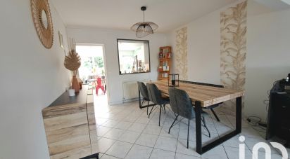 Maison 5 pièces de 114 m² à Beuvry-la-Forêt (59310)