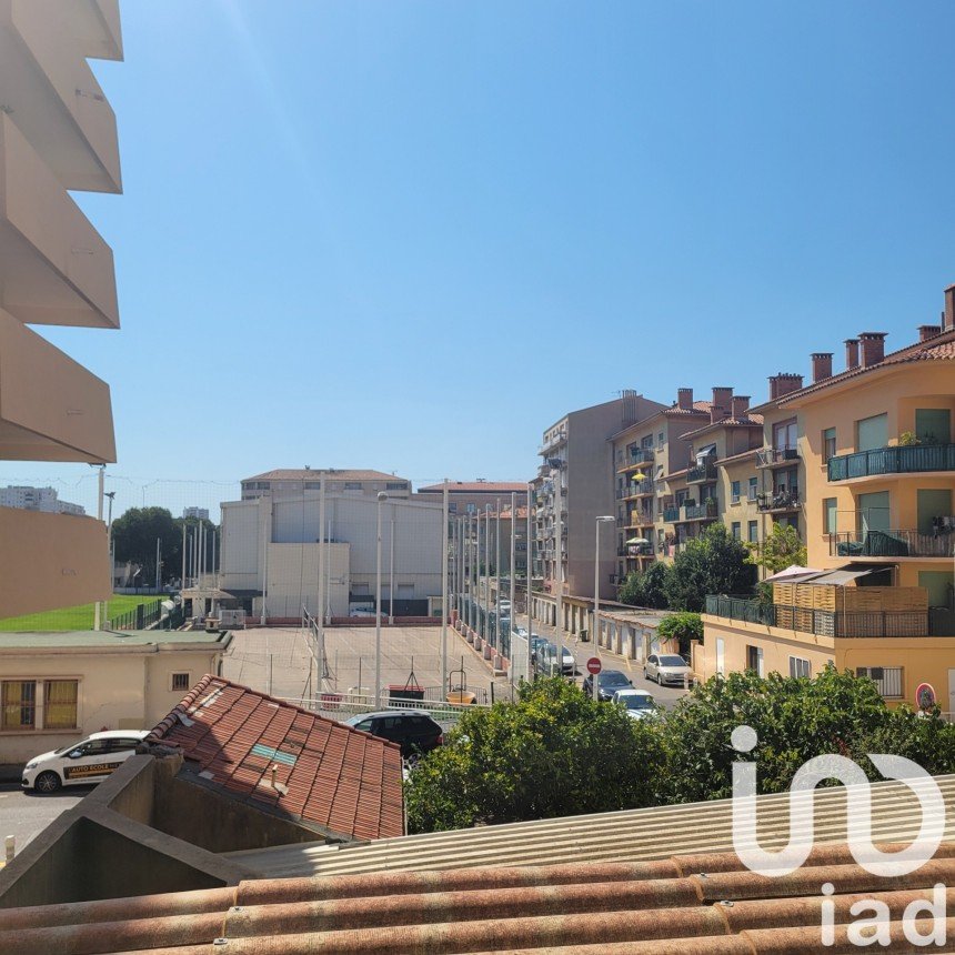 Apartment 2 rooms of 29 m² in Toulon (83200)