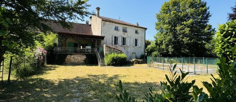 House 9 rooms of 248 m² in Castelfranc (46140)