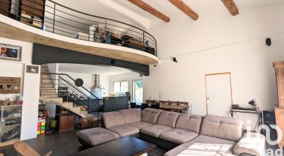 Maison 8 pièces de 180 m² à Castillon-du-Gard (30210)