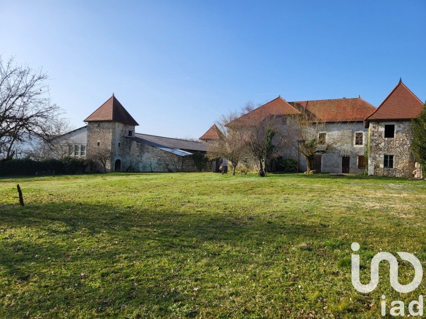 Castle 15 rooms of 200 m² in Yenne (73170)