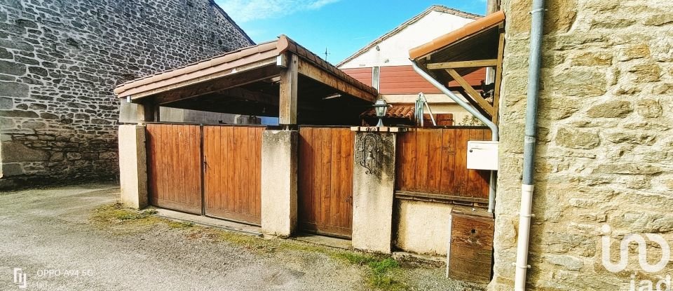 Village house 5 rooms of 100 m² in Compreignac (87140)