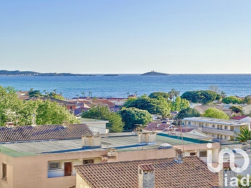 Apartment 5 rooms of 123 m² in Six-Fours-les-Plages (83140)