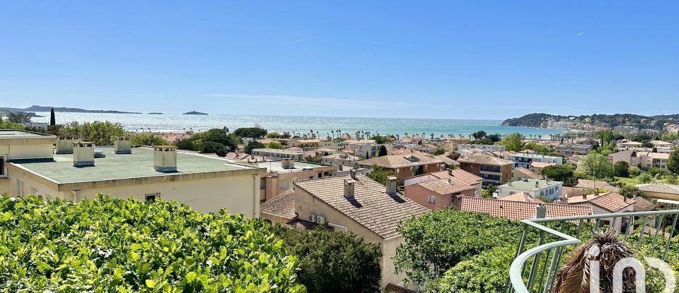 Apartment 5 rooms of 123 m² in Six-Fours-les-Plages (83140)