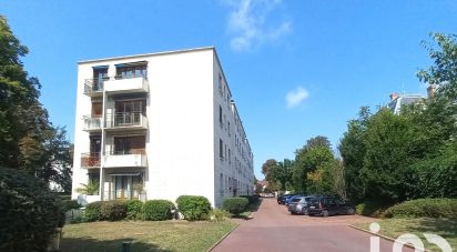 Apartment 3 rooms of 71 m² in Chatou (78400)