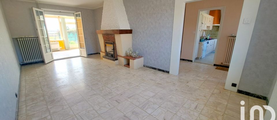 Traditional house 6 rooms of 145 m² in Yèvres (28160)