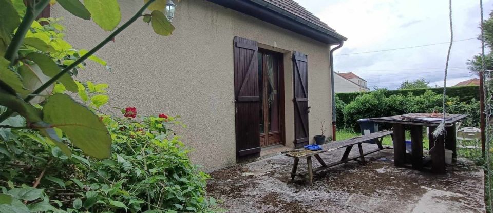 House 6 rooms of 119 m² in Domont (95330)