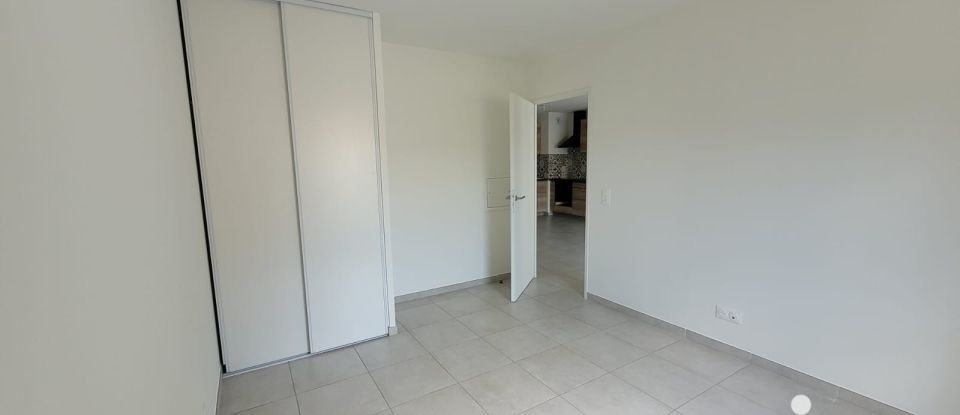 Appartement 3 pièces de 71 m² à Nîmes (30900)