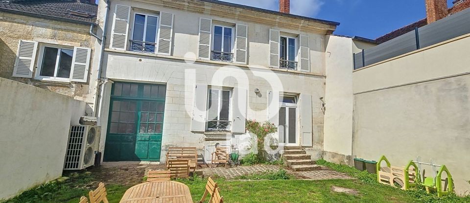 Maison 7 pièces de 197 m² à Tournan-en-Brie (77220)