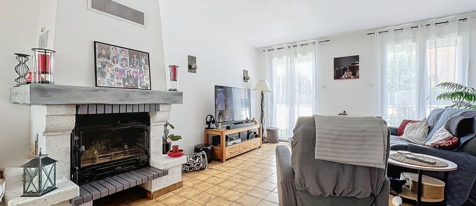 House 5 rooms of 106 m² in Ballancourt-sur-Essonne (91610)