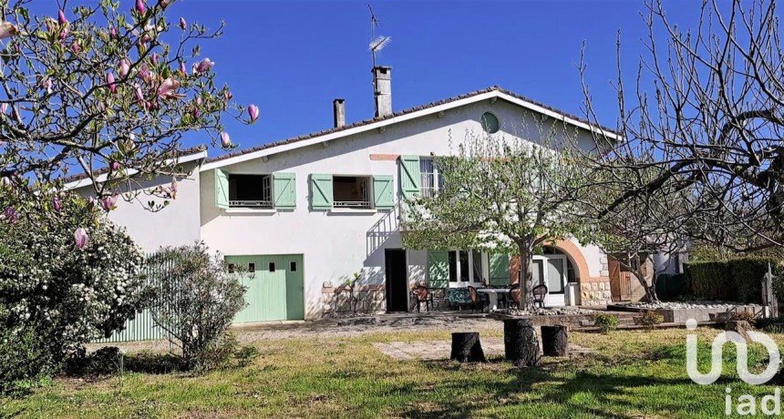 Maison 8 pièces de 135 m² à Moissac (82200)