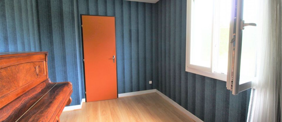 Maison 4 pièces de 89 m² à Lalinde (24150)