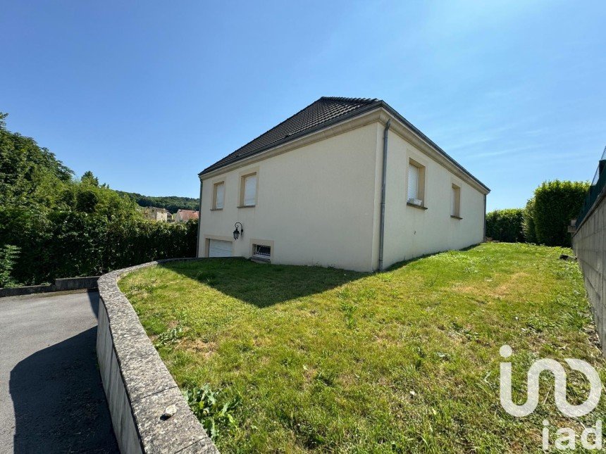 Maison traditionnelle 5 pièces de 147 m² à Sillery (51500)