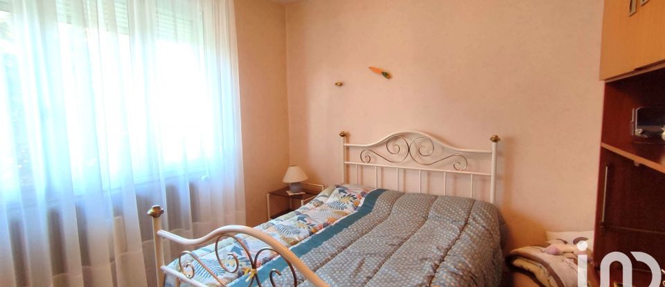 Traditional house 7 rooms of 130 m² in Pelousey (25170)