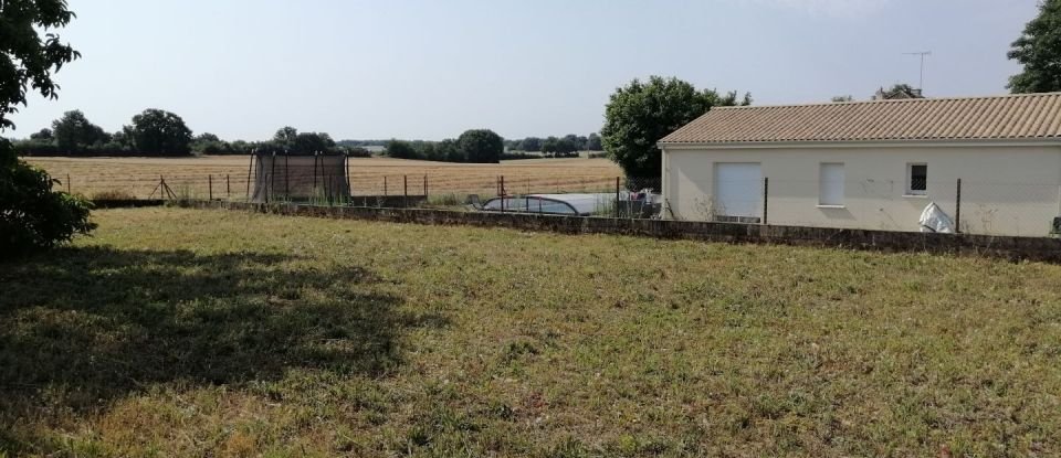 Terrain de 1 303 m² à Vouneuil-sous-Biard (86580)