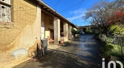 Farm 5 rooms of 121 m² in Saint-Nauphary (82370)