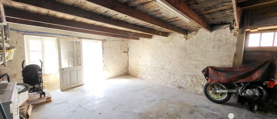 Town house 5 rooms of 104 m² in Andilly (17230)