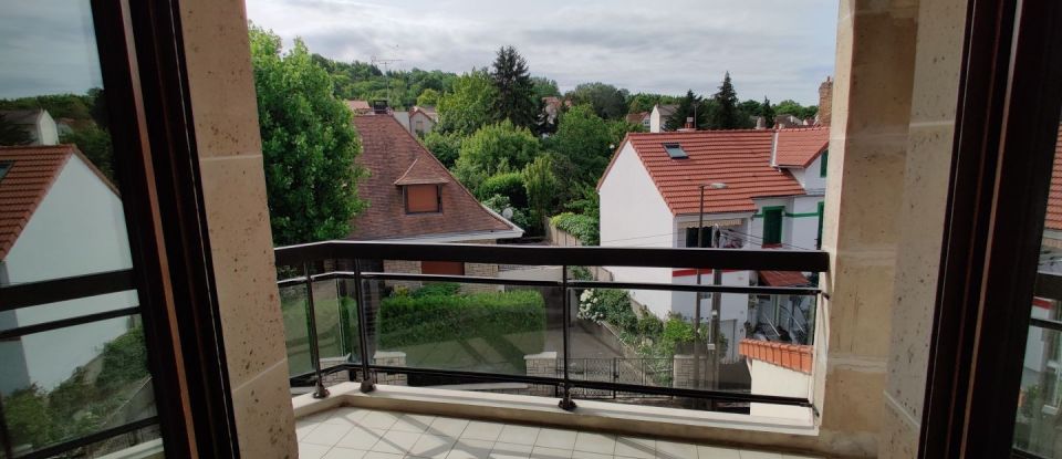 Studio 1 room of 34 m² in Rosny-sous-Bois (93110)