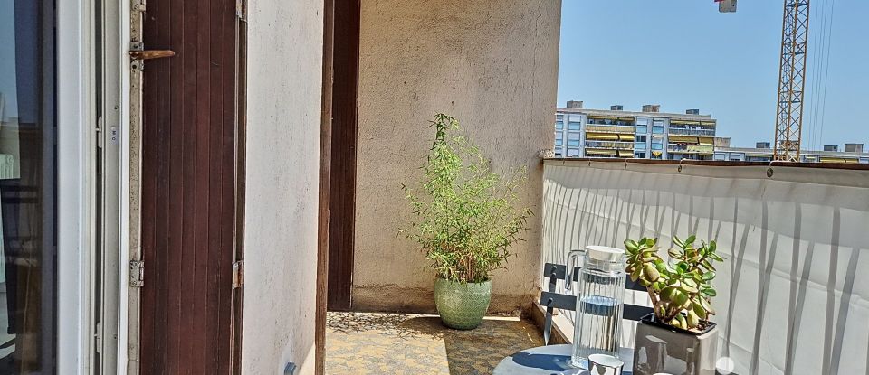 Apartment 2 rooms of 54 m² in Nice (06200)