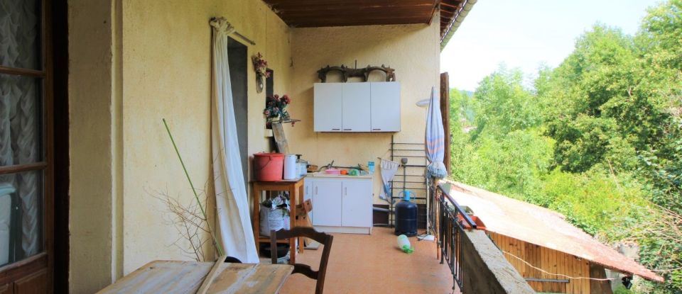 Maison 12 pièces de 300 m² à Fougax-et-Barrineuf (09300)