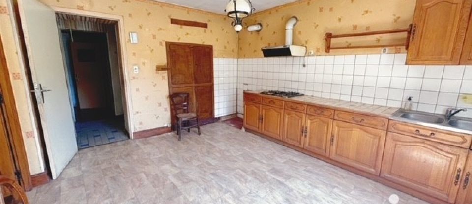 Farm 5 rooms of 140 m² in Sainte-Hélène (88700)